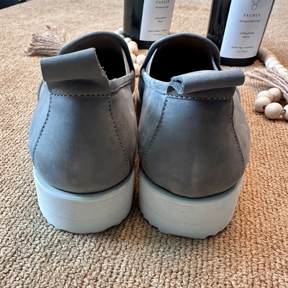 Everlane Street Shoe Grey Suede Pointed Toe Sneakers size 8 1/2 NWOT - Picture 6 of 8